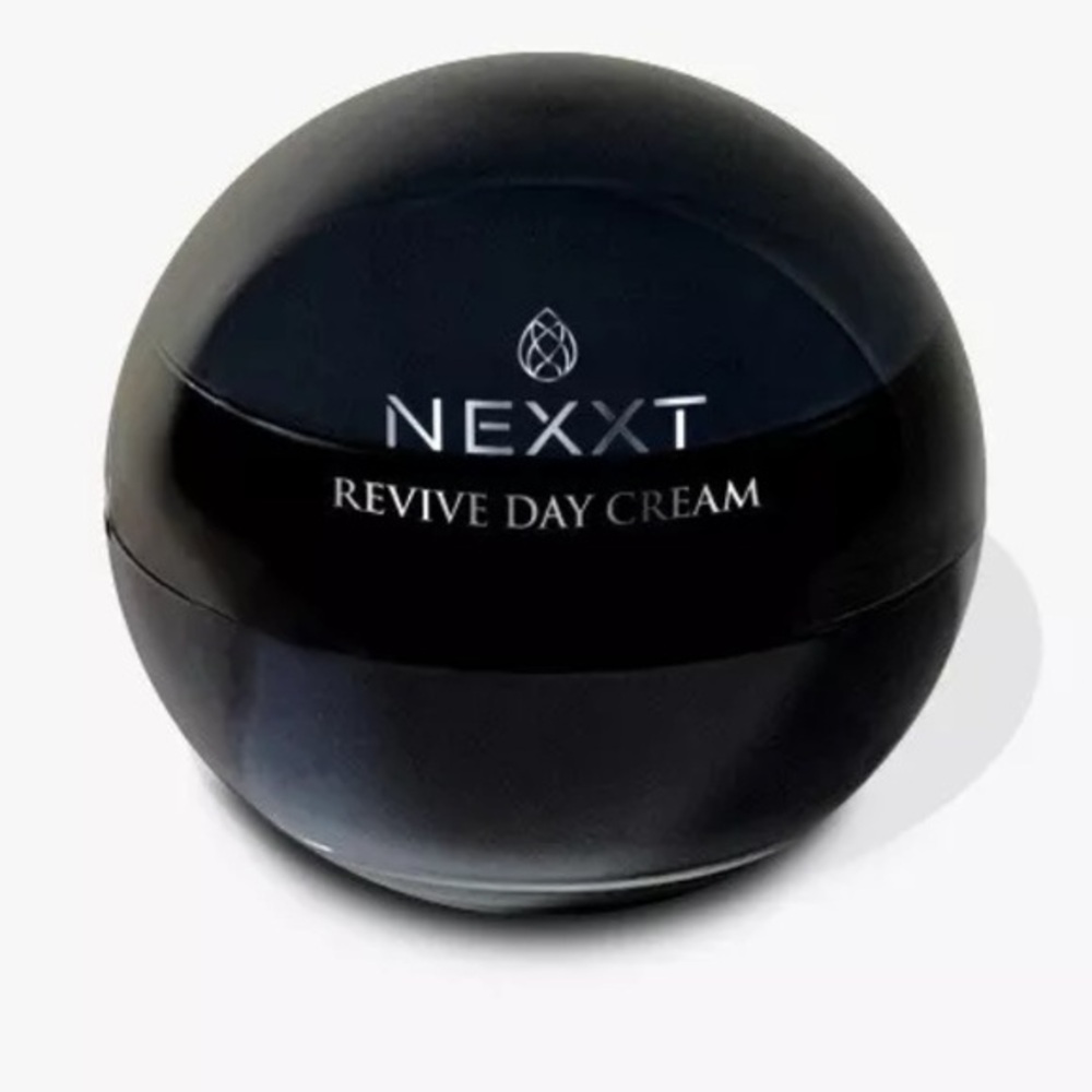 NEW! NEXXT Anti Aging Day‎ Creme SPF 30 Environmental Protect Day Cream (1.7 Fl)